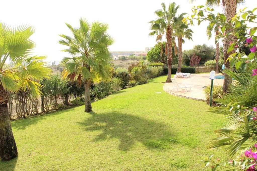 לאגוּ‏ש Great 2 Bedroom Apartment With Communal Pool מראה חיצוני תמונה