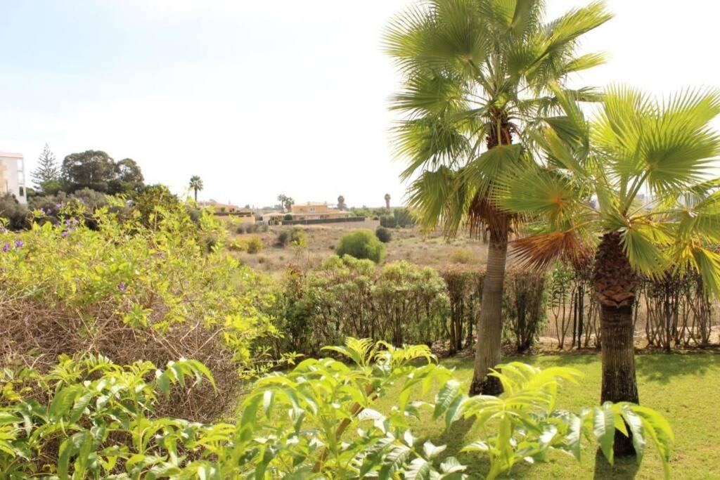לאגוּ‏ש Great 2 Bedroom Apartment With Communal Pool מראה חיצוני תמונה