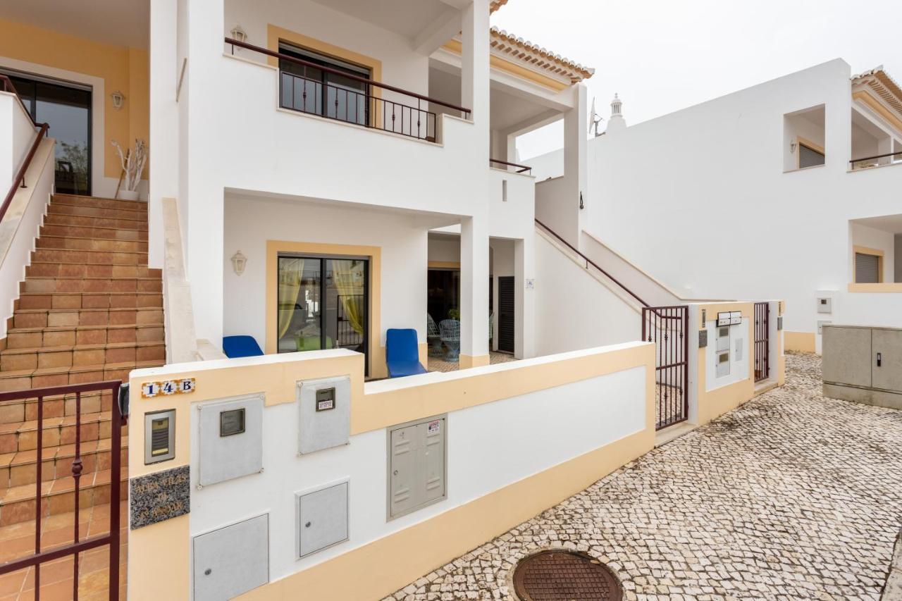 לאגוּ‏ש Great 2 Bedroom Apartment With Communal Pool מראה חיצוני תמונה